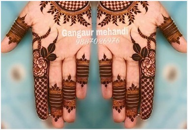 Beautiful Finger Mehndi Pattern